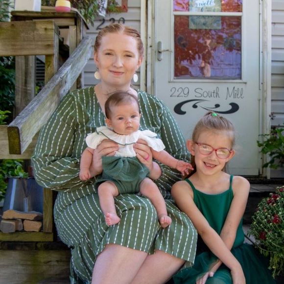 Meet your Posher, Alani - Picture 1 of 1